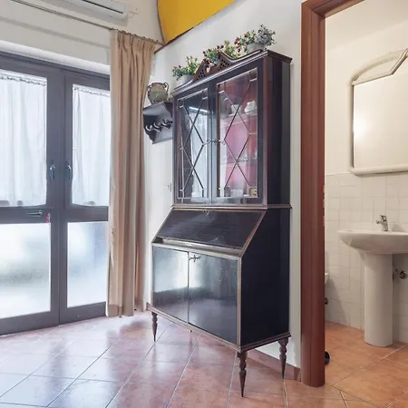 Casa Helena Centro Storico Палермо